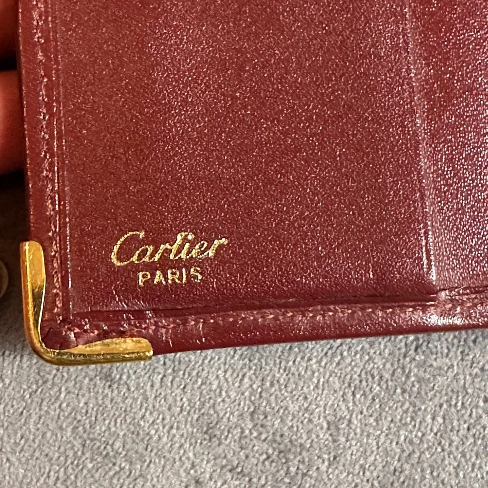 EUC Cartier bifold, wallet Masteline Bordeaux Enamel Leather Authentic - Picture 7 of 7